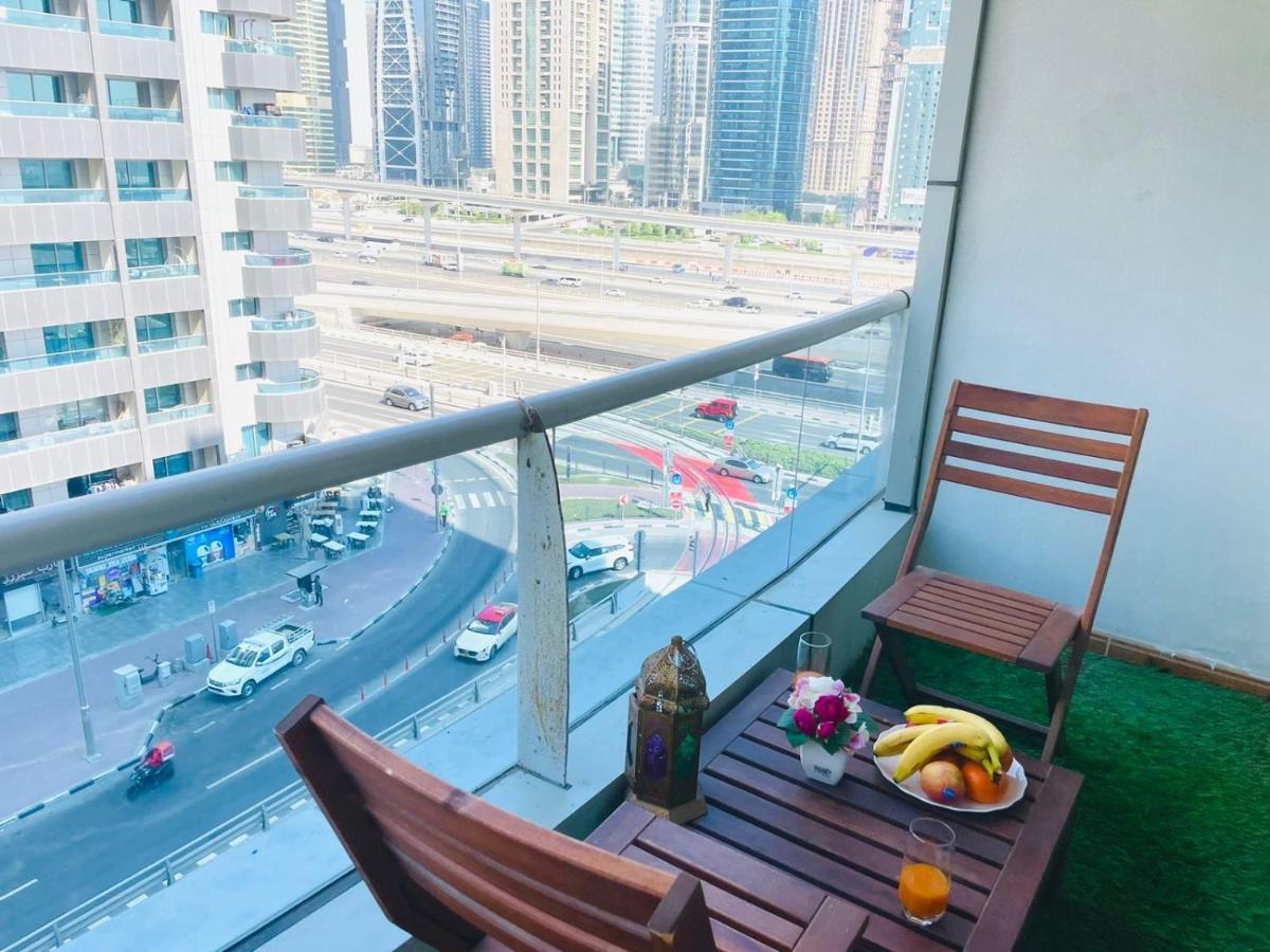 Diamond Crown - Studio Holiday Apartment In Dubai Marina Extérieur photo