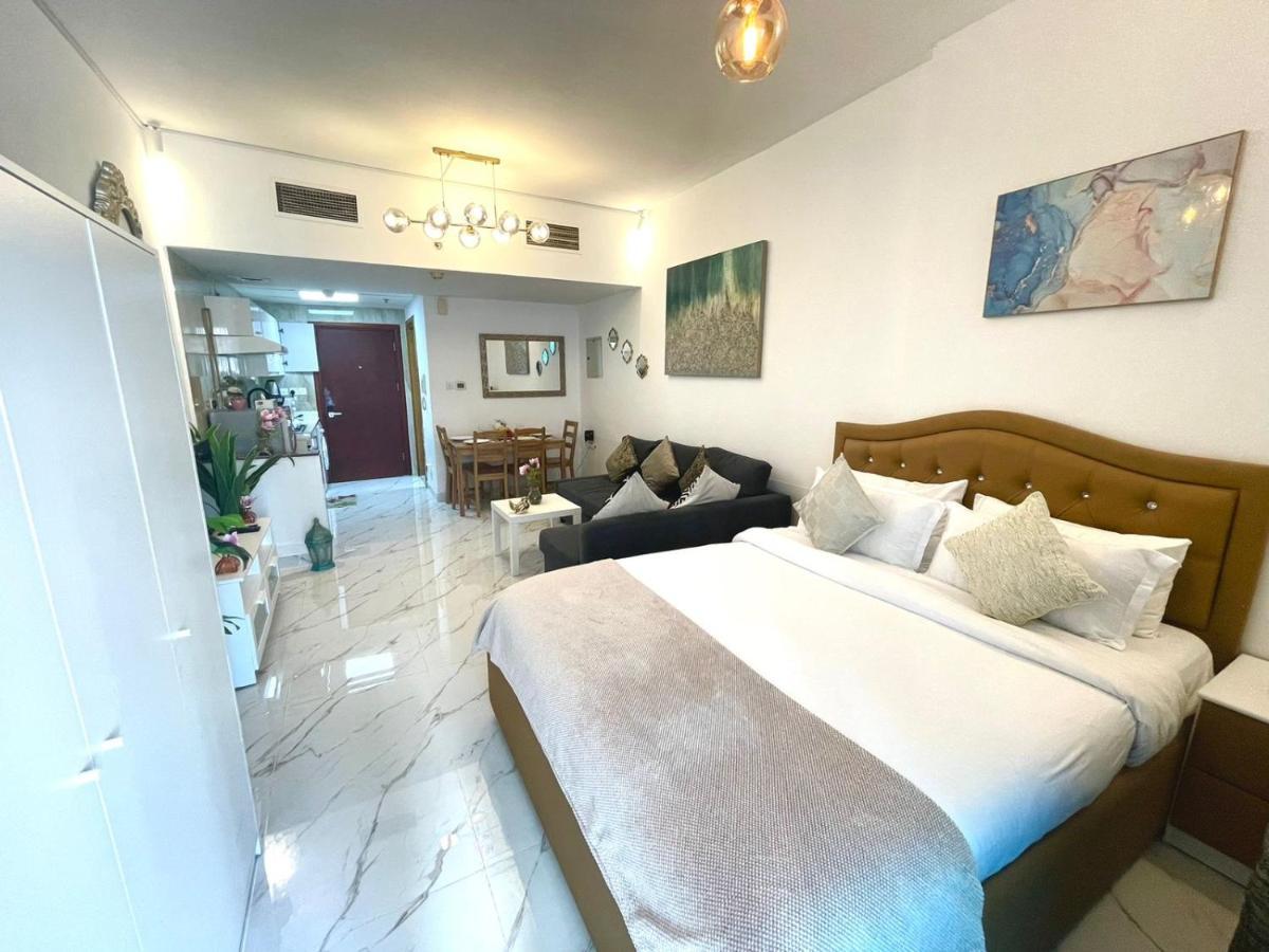 Diamond Crown - Studio Holiday Apartment In Dubai Marina Extérieur photo