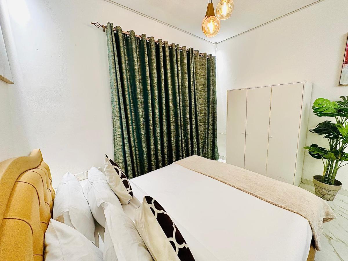 Diamond Crown - Studio Holiday Apartment In Dubai Marina Extérieur photo